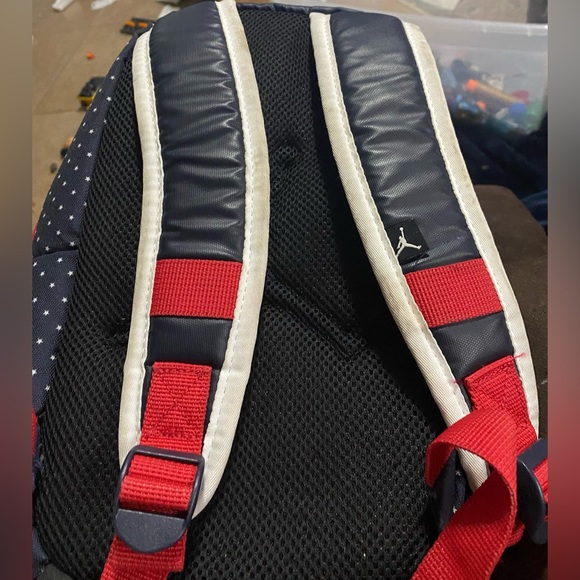Nike Jordan All World Mini Backpack 7a1828 695 Obsidian Olympic kid' size DS - Picture 4 of 7